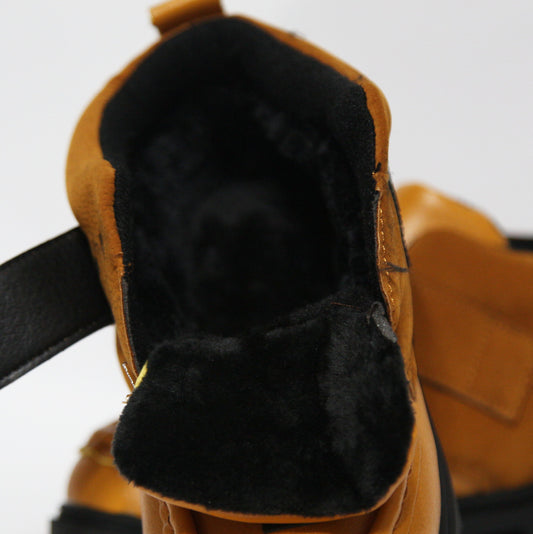 Botine cu blăniță