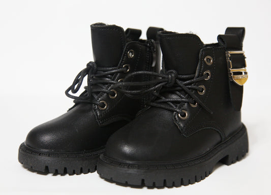 Botine cu blăniță