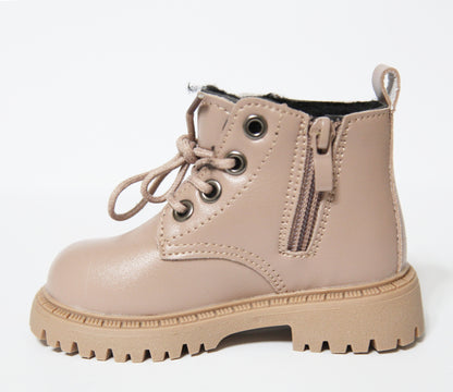 Botine cu blăniță