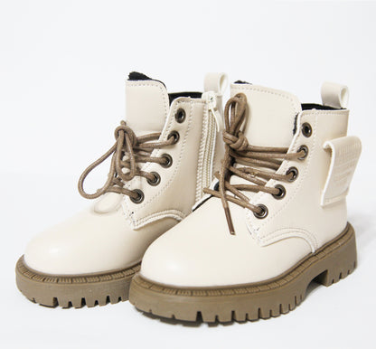 Botine cu blăniță