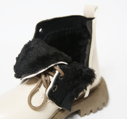 Botine cu blăniță