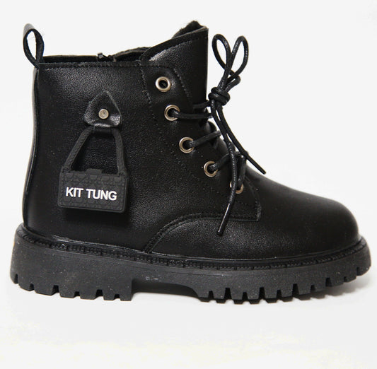 Botine cu blăniță