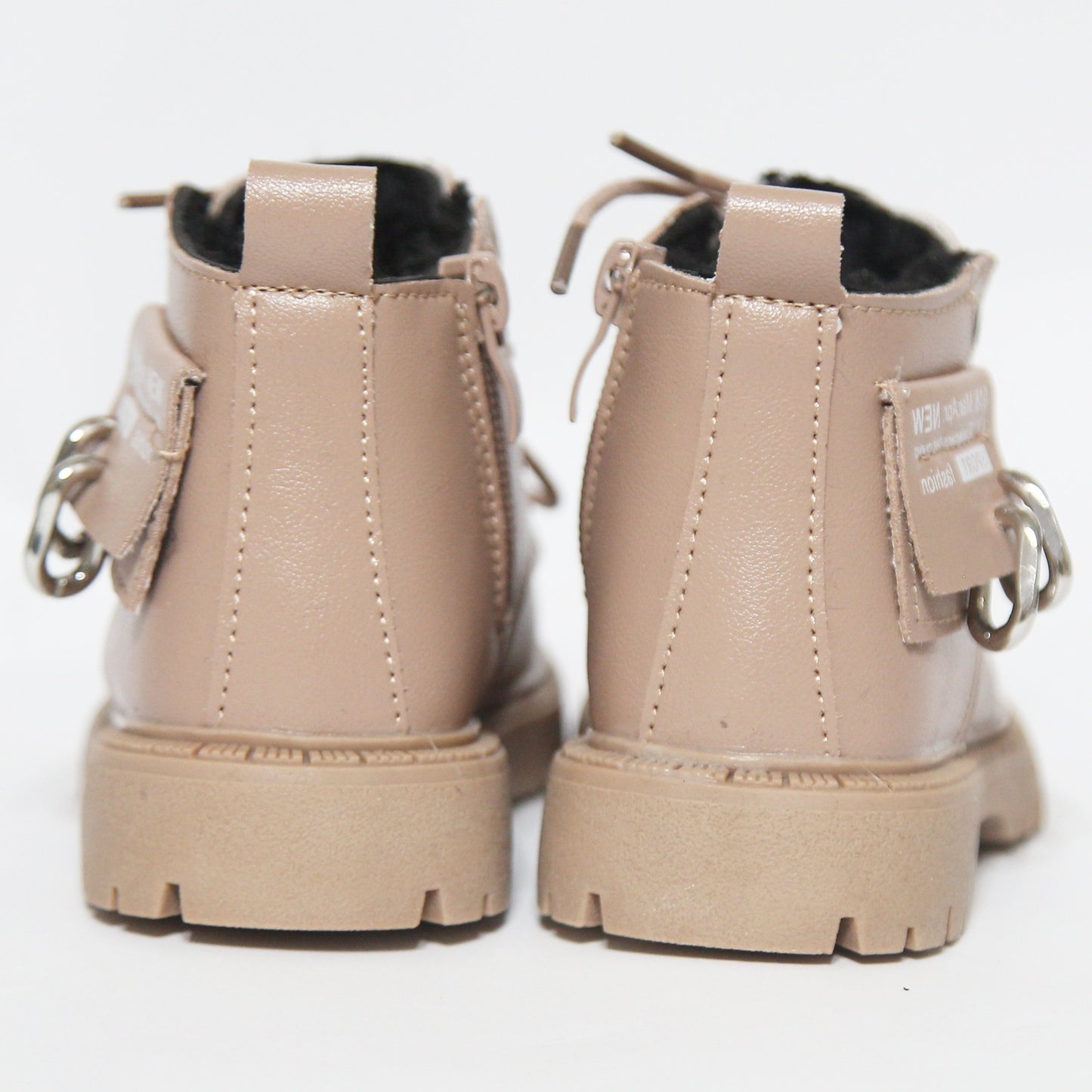 Botine cu blăniță