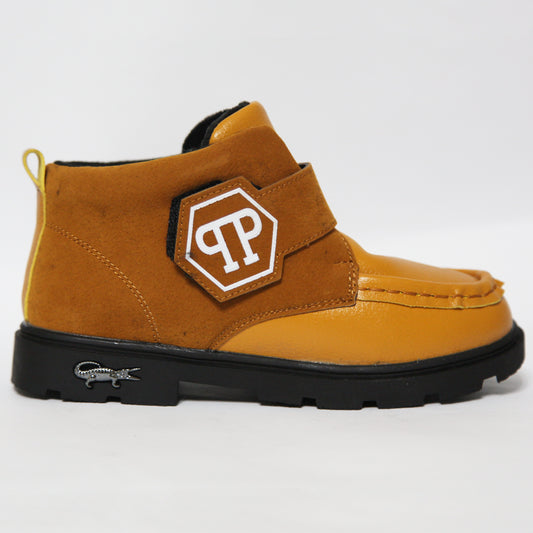 Botine cu blăniță