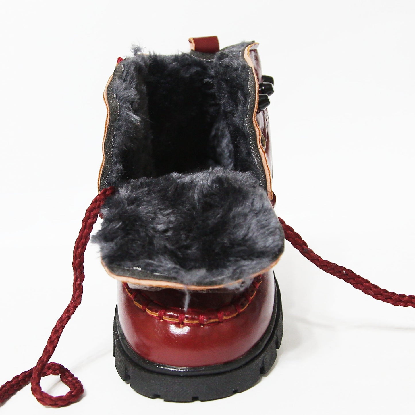 Botine cu blăniță